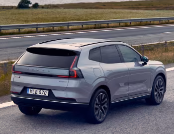 Volvo XC70 AWD [China] '2025–pr.