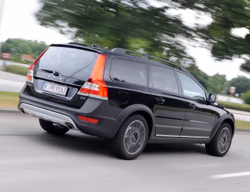 Volvo XC70 D4 "Black" '2014–16