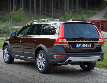 Volvo XC70 D5 [Worldwide] '2013–16
