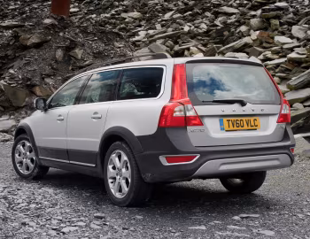 Volvo XC70 DRIVe [UK-spec] '2009–13