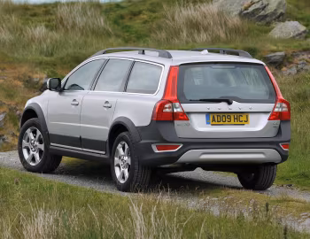 Volvo XC70 DRIVe [UK-spec] '2009–13