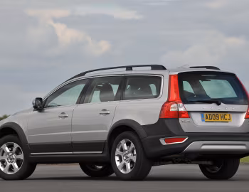 Volvo XC70 DRIVe [UK-spec] '2009–13