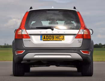 Volvo XC70 DRIVe [UK-spec] '2009–13