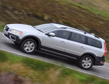 Volvo XC70 DRIVe [UK-spec] '2009–13