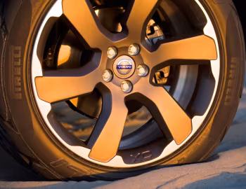 Volvo XC70 Surf Rescue Concept '10.2007