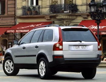 Volvo XC90 [Worldwide] '2002–06