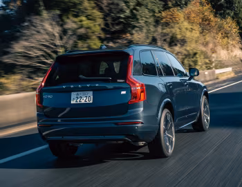Volvo XC90 T8 Recharge AWD Ultimate [Japan] '2022–24