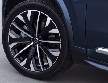 Volvo XC90 B5 AWD [Worldwide] '2024–pr.