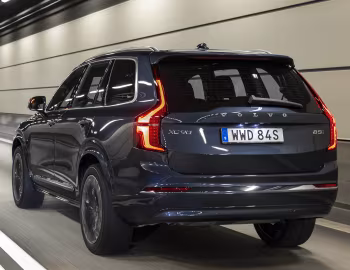 Volvo XC90 B5 AWD [Worldwide] '2024–pr.