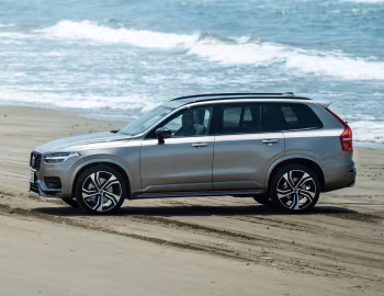 Volvo XC90 B6 AWD R-Design [Japan] '2020–pr.
