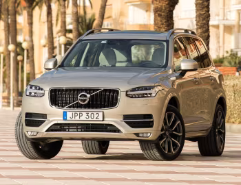 Volvo XC90 D5 Momentum [Worldwide] '2015–19