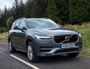 Volvo XC90 D5 Momentum [UK-spec] '2015–19