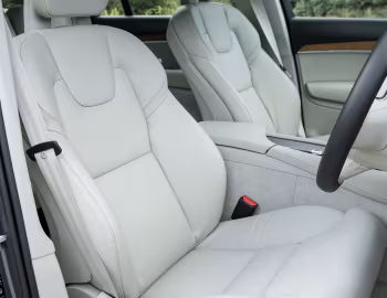 Interior Volvo XC90 D5 Momentum [UK-spec] '2015–19