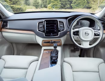 Panneau avant Volvo XC90 D5 Momentum [UK-spec] '2015–19