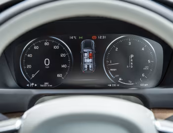 Painel Volvo XC90 D5 Momentum [UK-spec] '2015–19