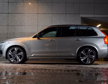 Volvo XC90 D5 R-Design [Japan] '2015–19