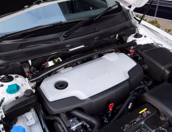 Sous la capuche Volvo XC90 R-Design [UK-spec] '2012–07.2014
