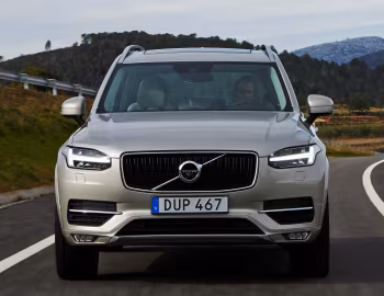 Volvo XC90 T5 Momentum [Worldwide] '2015–19