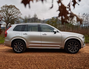 Volvo XC90 T6 Momentum [South Africa] '2015–19