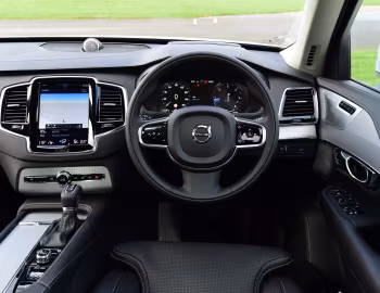 Painel frontal Volvo XC90 T8 Inscription [UK-spec] '2015–19