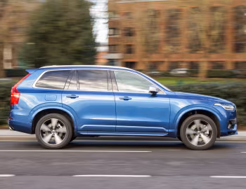 Volvo XC90 T8 R-Design [UK-spec] '2016–19