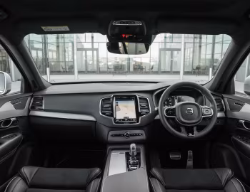 Interior Volvo XC90 T8 R-Design [UK-spec] '2016–19