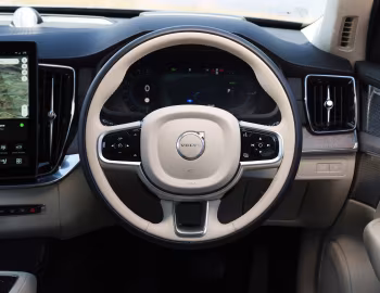 Panneau avant Volvo XC90 T8 Recharge AWD [UK-spec] '2024–pr.