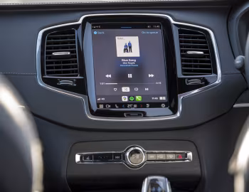 Intérieur Volvo XC90 T8 Recharge AWD R-Design [UK-spec] '2021–pr.