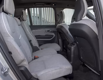 Intérieur Volvo XC90 T8 Recharge AWD R-Design [UK-spec] '2021–pr.