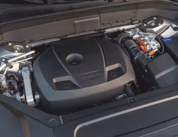 Sous la capuche 2020–pr. Volvo XC90 T8 Twin Engine Inscription [North America] '2019–pr.