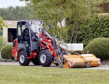 Weidemann 1380 '2016–pr.
