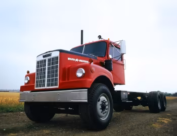 1968–70 White Western Star 4864 Chassis Cab '1967–70