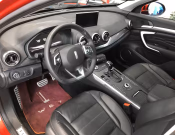 Interior WEY P8 '2017–20