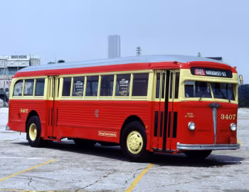 1940–48 White Model 798 Coach