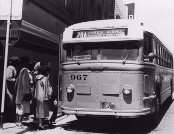 1940–48 White Model 798 Coach