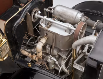 Под капотом 1907 White Model G Touring