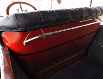 Intérieur 1913 White Model GEC 7-Passenger Touring