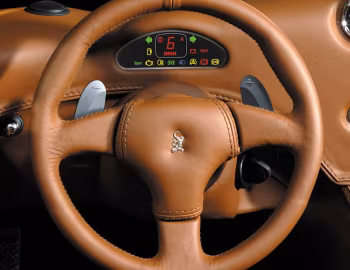 Передня панель Wiesmann MF3 '2003–11