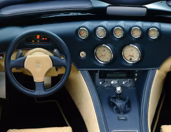 Передня панель Wiesmann MF3 '2003–11