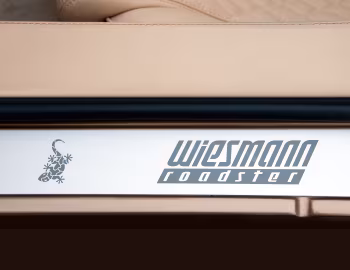 Інтер'єр Wiesmann Roadster MF5 '2011–14