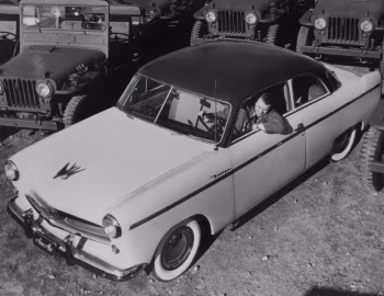 Willys Aero-Ace 2-door Sedan (653-MA1) '1953