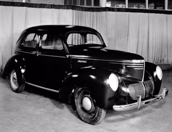 Willys Americar Sedan (441) '1941