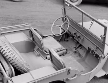 Интерьер 1942 Willys MB