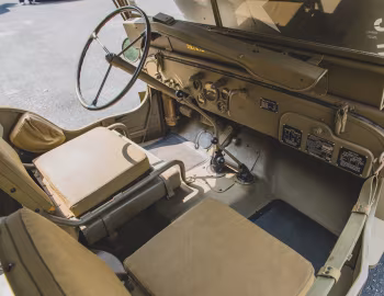 Интерьер 1945 Willys MB