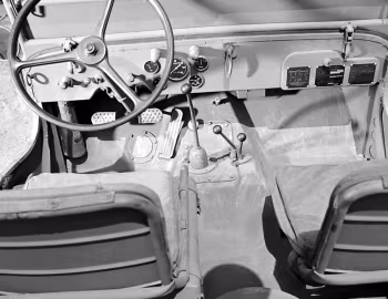 Интерьер 1942 Willys MB