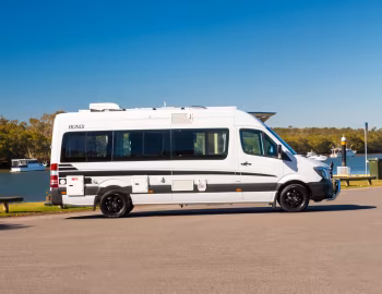 Winnebago Bondi [Australia] (Br.906) '2016–19