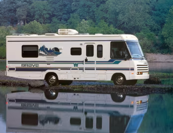 Winnebago Brave '1993–2004