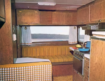 Interior Winnebago Minnie Winnie (MB300) '1973–74