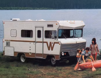 1973 Winnebago D-18 Brave Motorhome