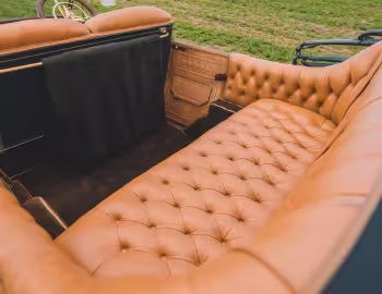 Interni 1911 Winton Model 17-B 5-passenger Touring